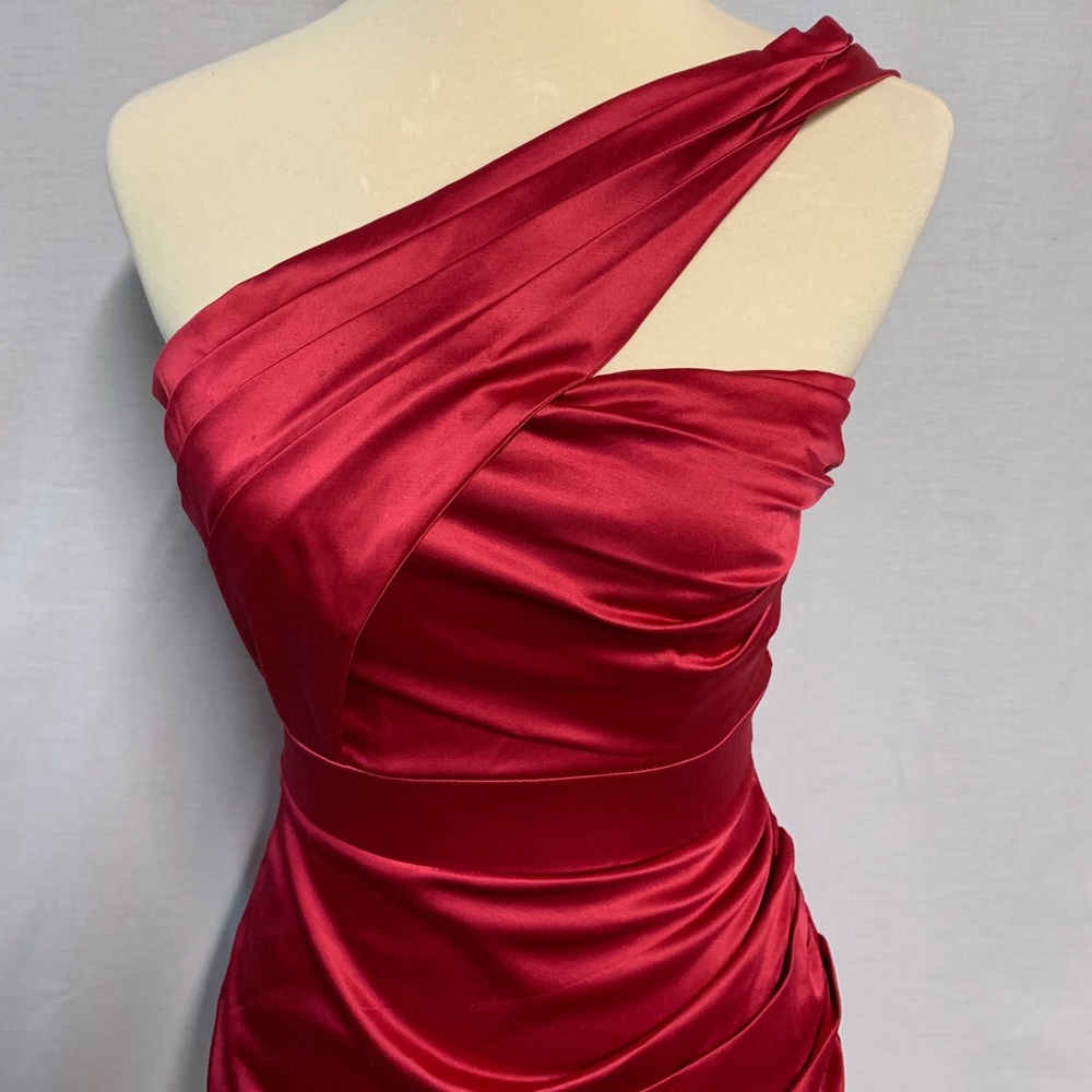 Homecoming dress - Picture 2 of 8